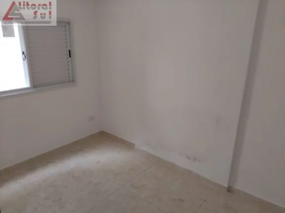 Imagem Apartamento à venda na Guilhermina, Praia Grande-SP: 2 quartos, 1 suíte, 1 vaga de garagem e 56m² de área. Adquira já!