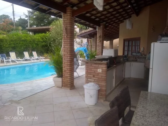 Imagem "Chácara dos Sonhos em Atibaia: Luxo, Conforto e Segurança por um Preço Irresistível!"