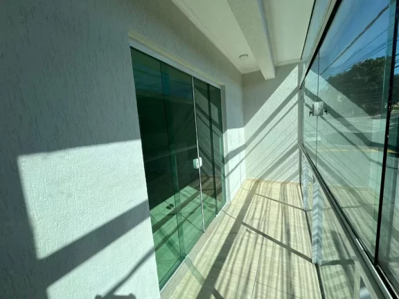 Imagem Sobrado com 2 dormitórios à venda, 200 m² por R$ 450.000,00 - Vila Jurema - Ferraz de Vasconcelos/SP