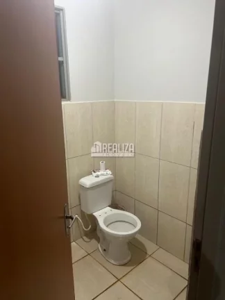 Imagem Casa de 2 Dormitórios no bairro Residencial Rio de Janeiro - Uberaba