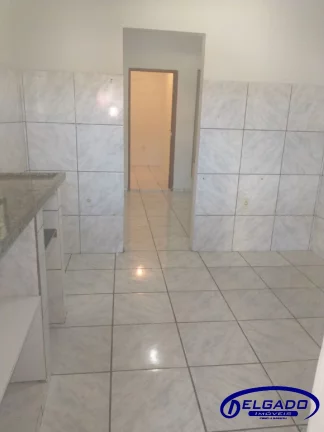 Imagem DELGADO aluga CASA com 2 quartos em Nova Cidade - Itaboraí