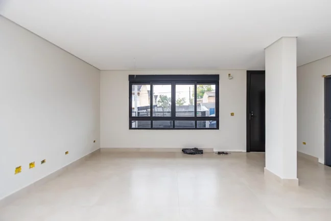Imagem Sobrado Triplex no Uberaba