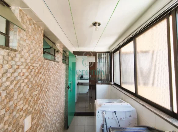 Imagem Apartamento de 102m² mobiliado para locação e venda no centro - Edifício Versalhes - Centro/Londrina/PR - R$2.700,00 ou R$650.000,00