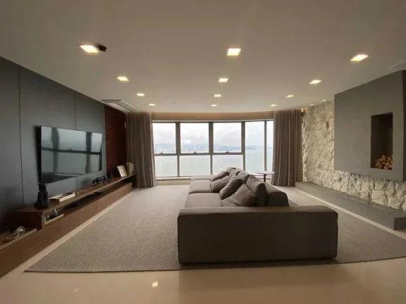 Imagem Apartamento mobiliado com 5 dormitórios sendo 4 suítes e 3 vagas de garagem em Balneário Camboriú