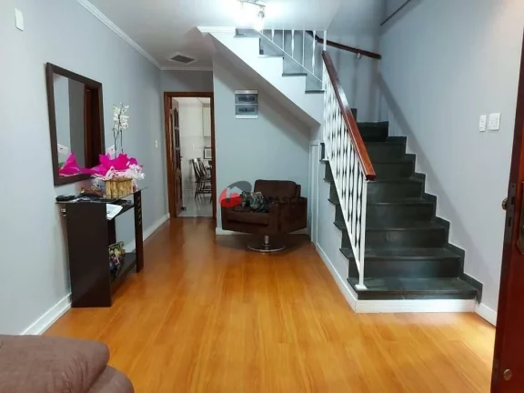 Imagem Sobrado à venda 3 Quartos, 1 Suite, 2 Vagas, 173M², Vila Lúcia, São Paulo - SP