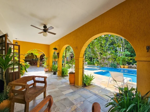Imagem Casa de Luxo à Venda na Riviera de São Lourenço ? Módulo 20Se você busca Módulo 20: 5 Quartos, 5 Suítes, 2 Salas, 5 Vagas de Garagem, 604m² de Área!