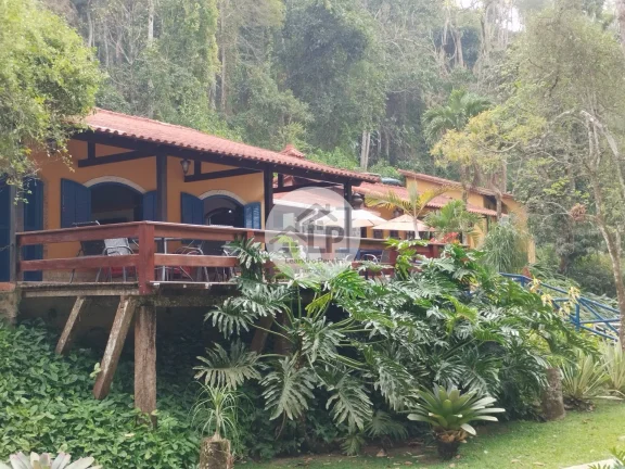 Sítio no bairro Cinco Lagos-Mendes, RJ