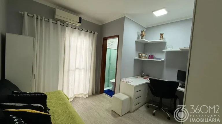 Imagem Sobrado em Condomínio para Venda em Santo André / SP no bairro Vila Junqueira
