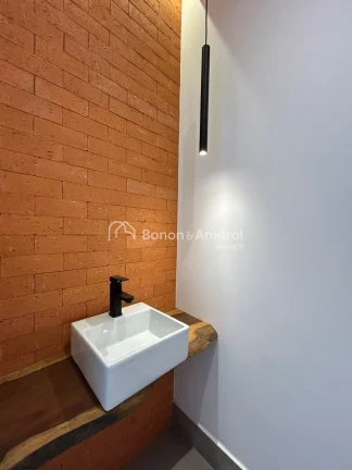 Imagem Esta casa incrível conta com 3 suítes, oferecendo conforto e privacidade para toda a família. Cad...