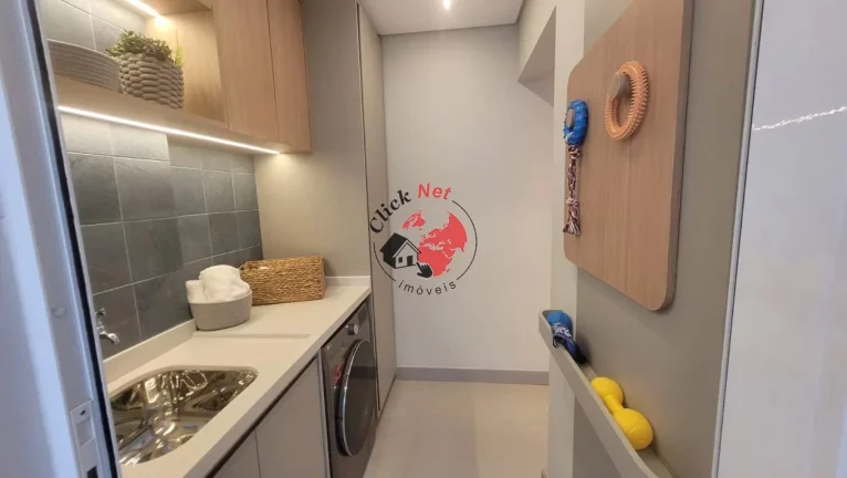 Imagem Apartamento à Venda a 1 quadra da praia no bairro Embaré em Santos