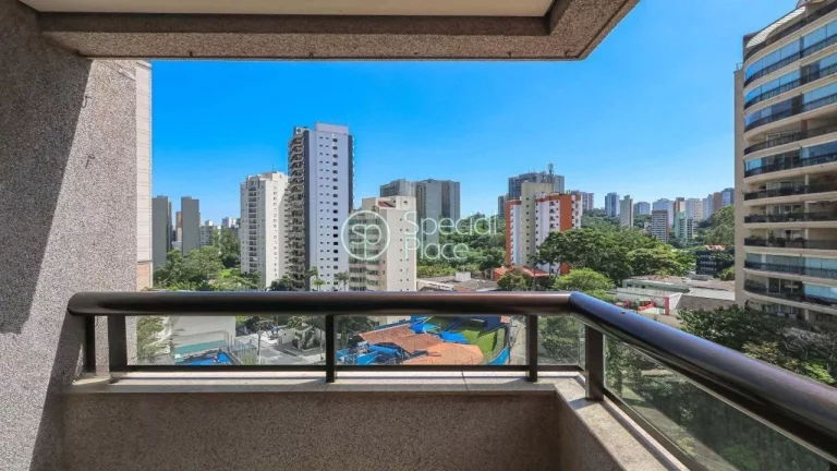Imagem Excelente apartamento com 140mÂ² na Vila Andrade, Morumbi. Amplo living com lareira e terraÃ§o espaÃ...