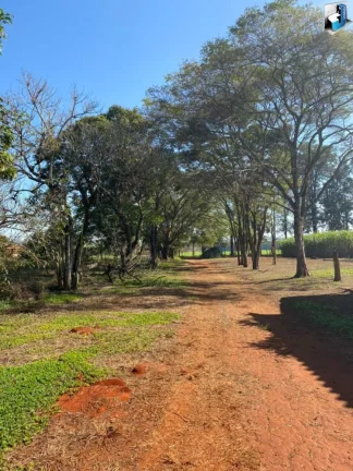 Imagem Linda chácara a venda no Bairro Enxovia - Tatuí/SP.