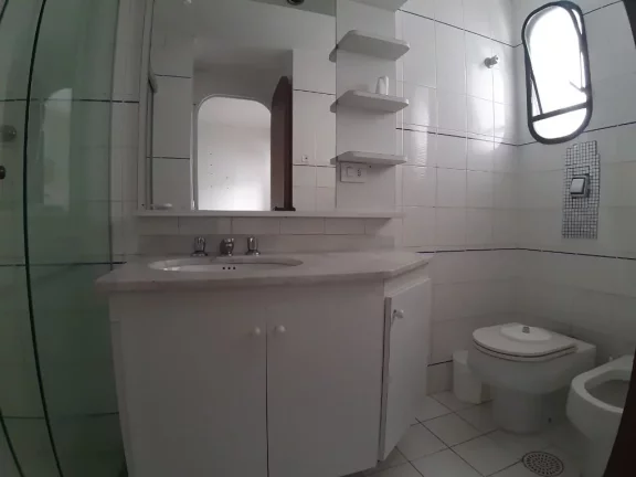 Imagem APARTAMENTO MOBILIADO, NO CALÇADÃO, 50 METROS DA PRAIA NA PITANGUEIRAS - GUARUJÁ
