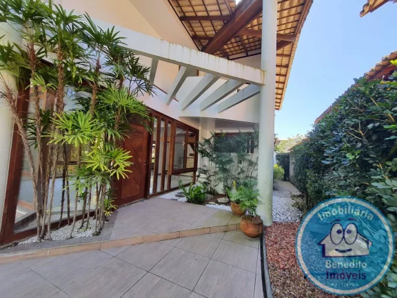 Imagem Vendo casa excepcional com design exclusivo em Porto Seguro