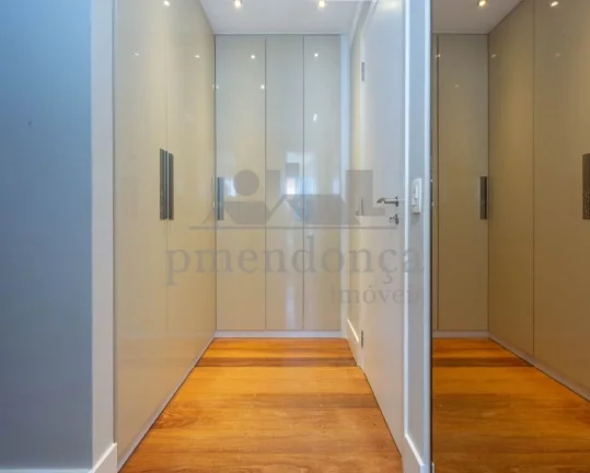 Imagem Cobertura Duplex à Venda Vila Romana com 3 suítes e 4 vagas, 326 m2