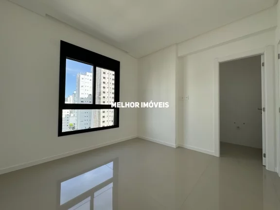 Imagem Apartamento á venda com 3 suítes no centro Sul de Balneário Camboriú - SC