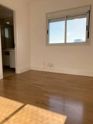 Imagem Apartamento com 3 dormitórios para alugar no Campo Belo SP