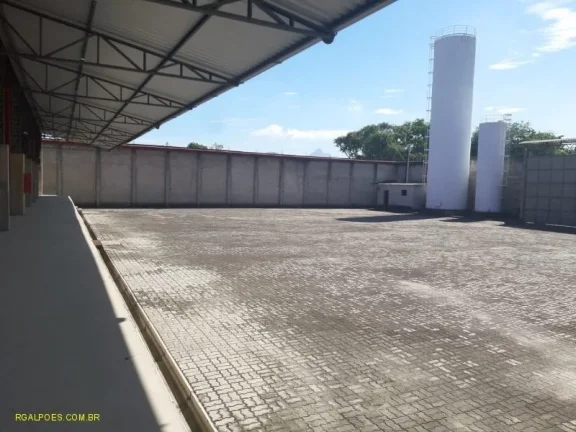 Imagem Galpão para Locação em DUQUE DE CAXIAS, Figueira, 2 banheiros