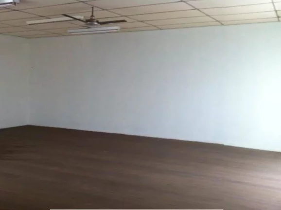 Imagem Barracão com 950m2 em ótima localização, no centro da cidade.Palace Imobiliária Ltda tem mais o...