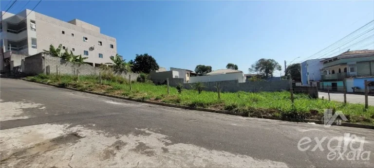 Imagem lote em jacaraipe, bairro castelandia, de esquina medindo 10x30, escriturado e registrado, pronto pra financiamento ou pagamento a vista
