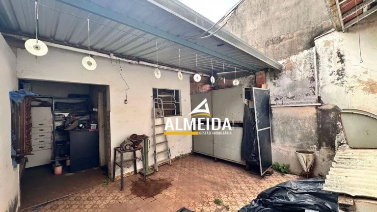 Imagem Casa com 2 dormitórios à venda, 110 m² por R$ 330.000,00 - Cidade Claret - Rio Claro/SP