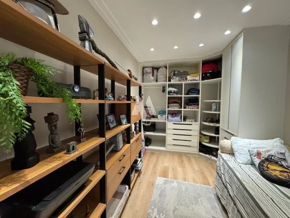 Imagem Apartamento à venda com 4 dormitórios, 3 suítes e 2 vagas - Gonzaga / Santos