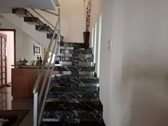 Imagem Sobrado à Venda no Jardim Têxtil – Conforto, Espaço e Mobilidade