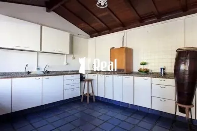 Imagem GLEBA - PÉ NA AREIA