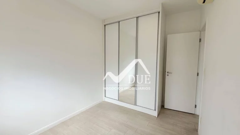 Imagem Apartamento com 4 dormitórios, 204 m² - venda por R$ 3.200.000,00 ou aluguel por R$ 18.000,00/mês - Embaré - Santos/SP
