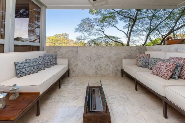 Imagem Apartamento reformado, lindíssimo! na altura dos arvores em condominio de alto padrão, do lado do SP Golf Clube.