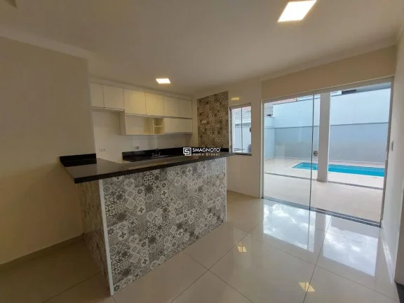 Imagem Sobrado com 3 dormitórios à venda, 191 m² por R$ 1.100.000,00 - Pompéia - Piracicaba/SP