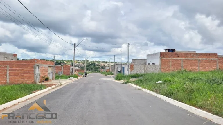 Imagem LOTE A PRESTAÇÃO EM APARECIDA, PRÓXIMO TERMINAL MARANATA