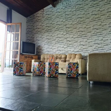 Imagem Chácara com 4 dormitórios à venda, 1000 m² por R$ 700.000,00 - Loteamento Aeródromo Vale Eldorado - Bragança Paulista/SP