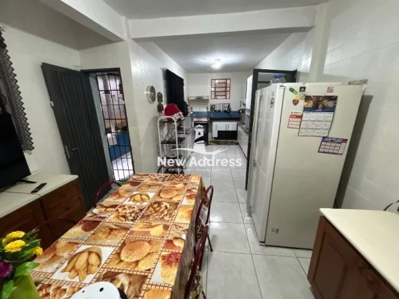 Imagem Casa Duplex 4 Quartos à Venda PORTEIRA FECHADA em Maruípe - Vitória