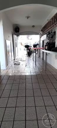 Imagem Vendo Casa Plana em Barreiros São José SC três dormitórios suíte, piscina.