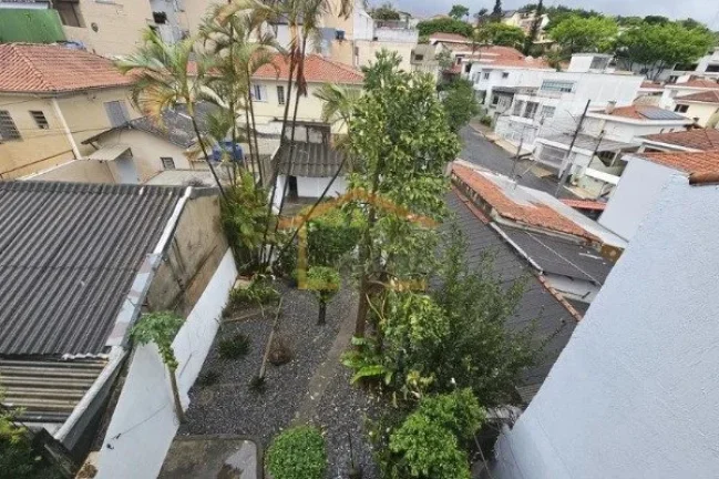Imagem Sobrado 270m², 3 dormitórios, armários planejados, piscina, quadra, 4 vagas de garagem. 
O imóve...