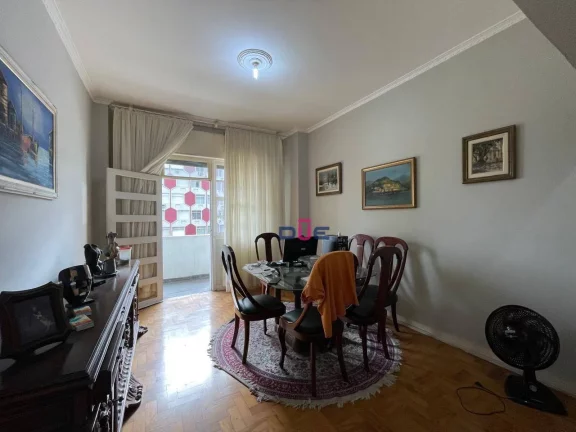 Imagem Apartamento Icônico com 2 suítes à venda, 168 m² por R$ 742.000 - Gonzaga - Santos/SP