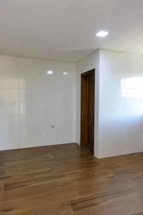 Imagem Geminado com 2 dormitórios sendo 1 suíte e 1 vaga - Paranaguamirim em Joinville/SC