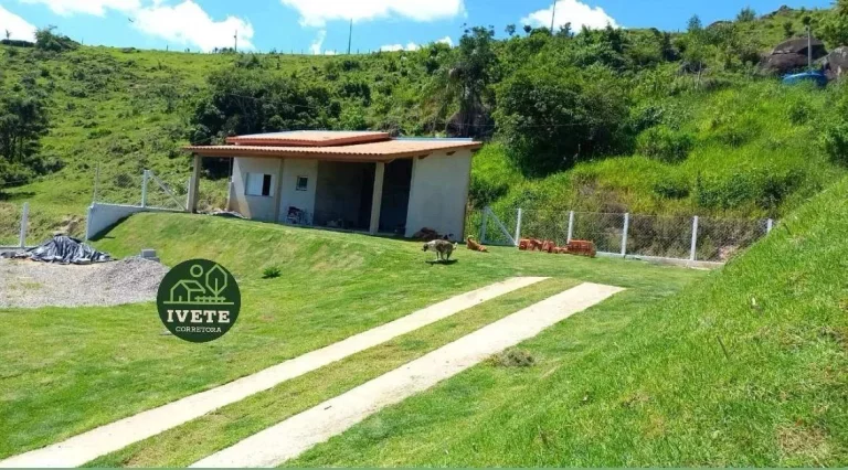 Imagem Oportunidade Única! Casa nas Lavras de Cima em Socorro - SP