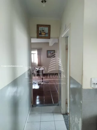 Imagem Casa para Venda em Limeira, Vila Camargo, 3 dormitórios, 3 banheiros, 6 vagas