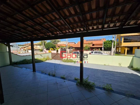 Imagem Casa com 3 dormitórios à venda, 128 m² por R$ 500.000,00 - Guriri - Cabo Frio/RJ
