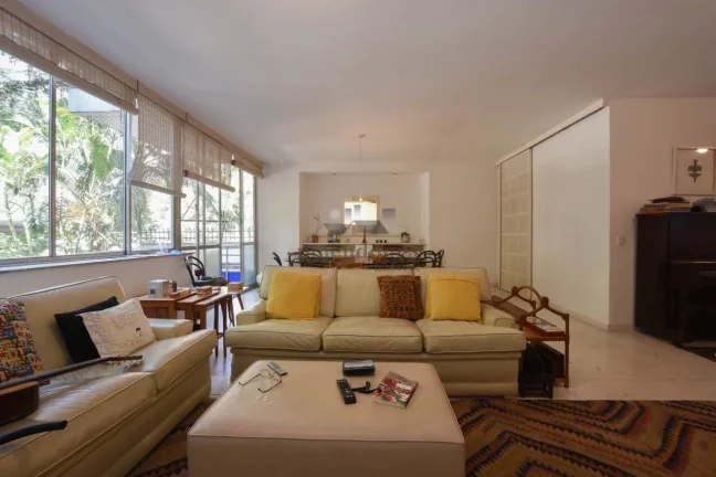 Imagem Apartamento 3 quartos, 1 suite, 1 vaga, 271 m²