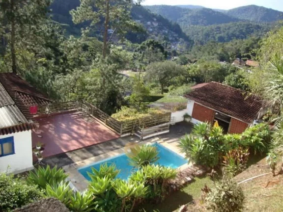 Imagem Casa para Venda em Teresópolis / RJ no bairro Albuquerque