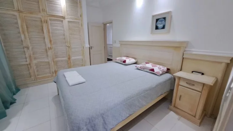Imagem APARTAMENTO SUPER AMPLO CLEAN, MOBILIADO, COM VISTA PARA O MAR