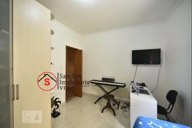 Imagem Casa t?(C)rrea com 3 dormitórios a venda na Mooca. Garagem para 4 carros e churrasqueira.