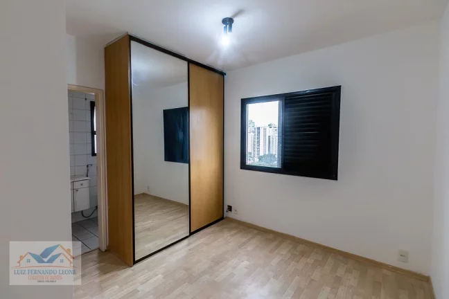 Imagem Apartamento à Venda, 2 dormitórios cxom 1 suíte, 2 vagas. Vila Olimpia. R$ 950.000,00