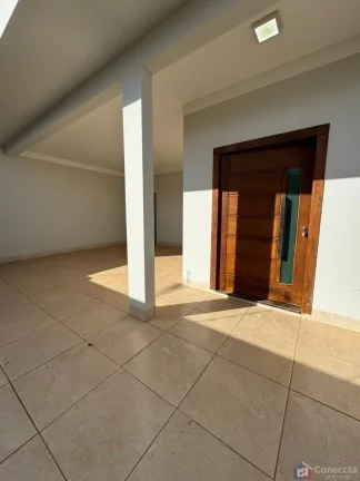 Imagem Casa à Venda no Bairro Planalto em Patos de Minas – 3 Quartos, Suíte com Hidro e Área Gourmet