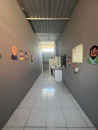 Imagem Salão Comercial de 230m² à Venda ou Locação no Jardim Itaguaçu, Salto-SP: A Oportunidade que Você Procura!