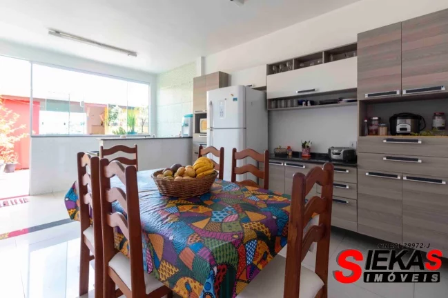 Imagem Imperdível: Casa à venda em São Paulo-SP, bairro Altos de Vila Prudente! 3 quartos, 1 sala, 3 vagas, 150m². Confira já!