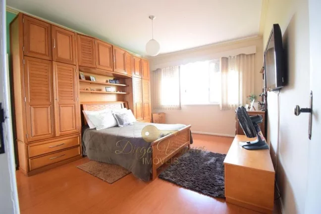 Imagem Casa para Venda em Teresópolis / RJ no bairro Jardim Cascata